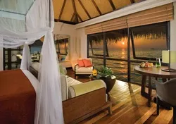 Sunset Water Bungalow - Bedroom